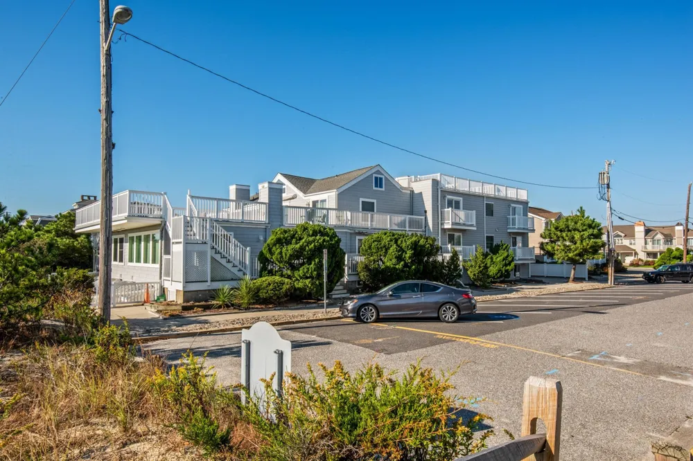 15 99th Street Stone Harbor, NJ 08247