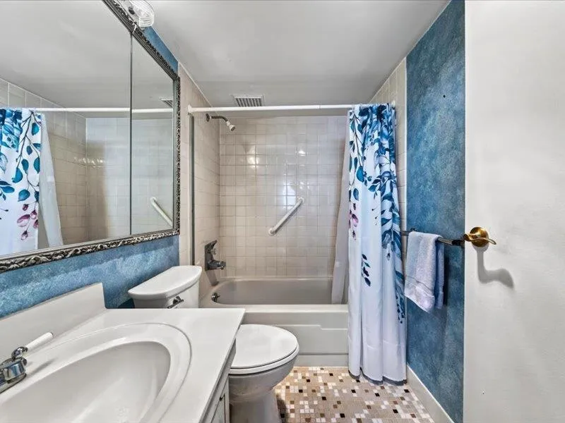 3700 Boardwalk Sea Isle City, NJ 08243