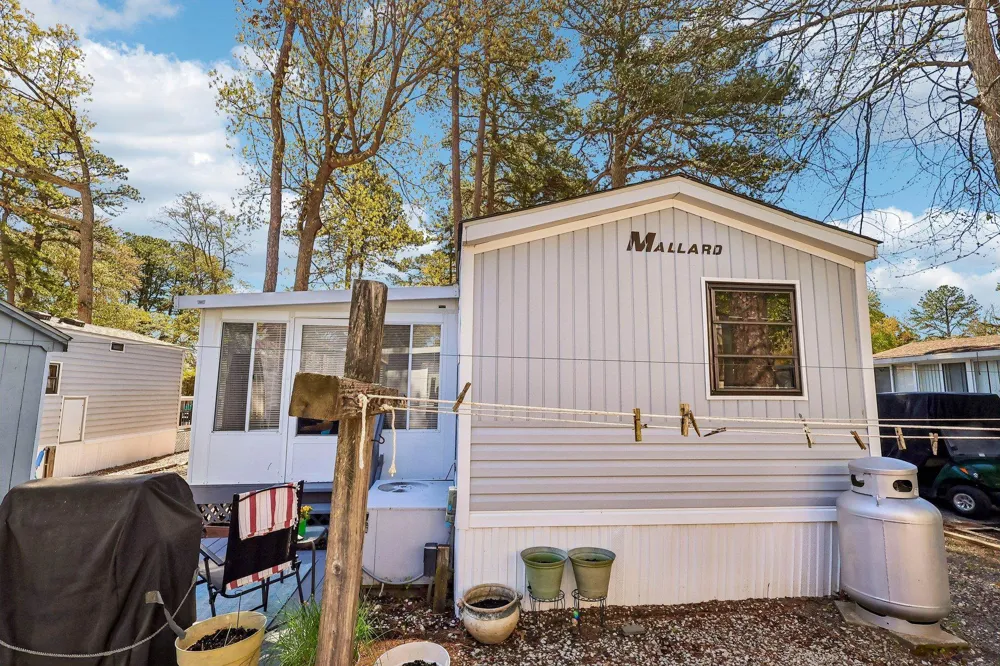 34 Wildwood Avenue Dennisville, NJ 08270