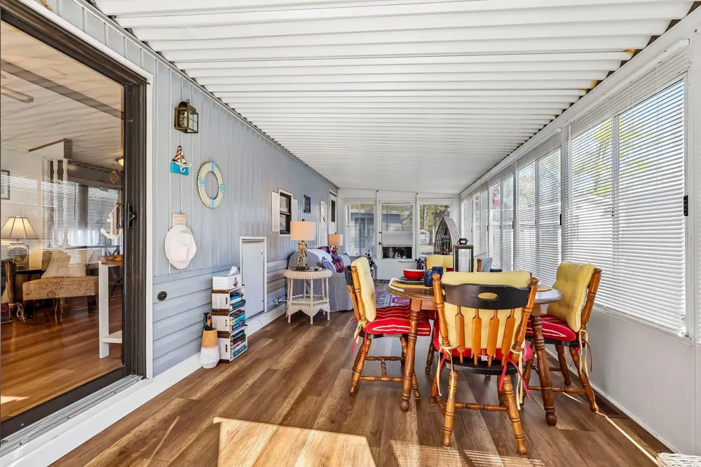 34 Wildwood Avenue Dennisville, NJ 08270