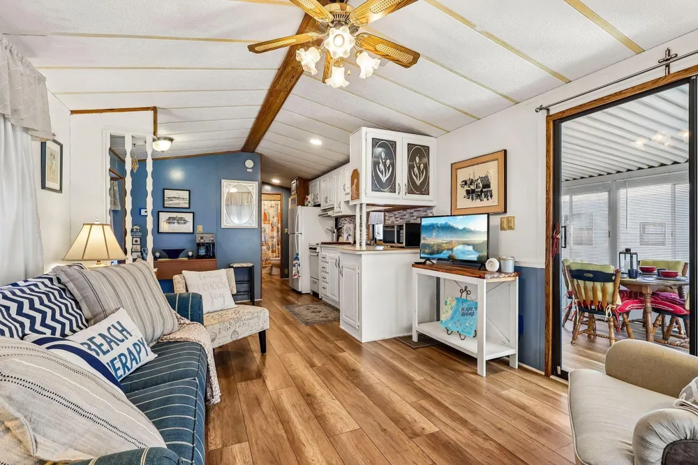 34 Wildwood Avenue Dennisville, NJ 08270
