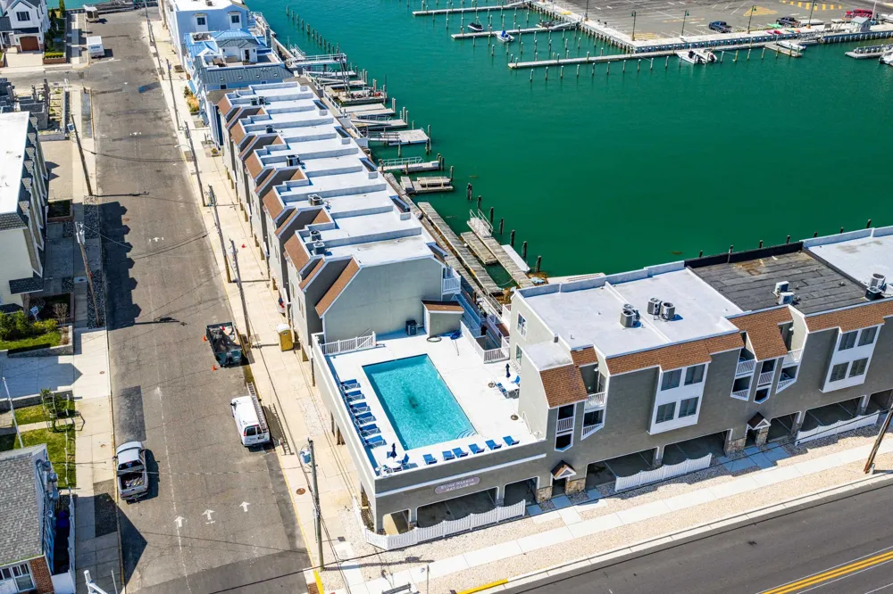 8201 Third Avenue Stone Harbor, NJ 08247