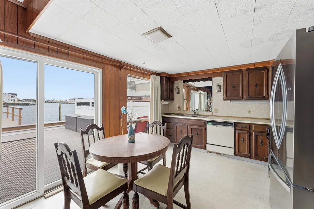 9727 3rd Avenue Stone Harbor, NJ 08247