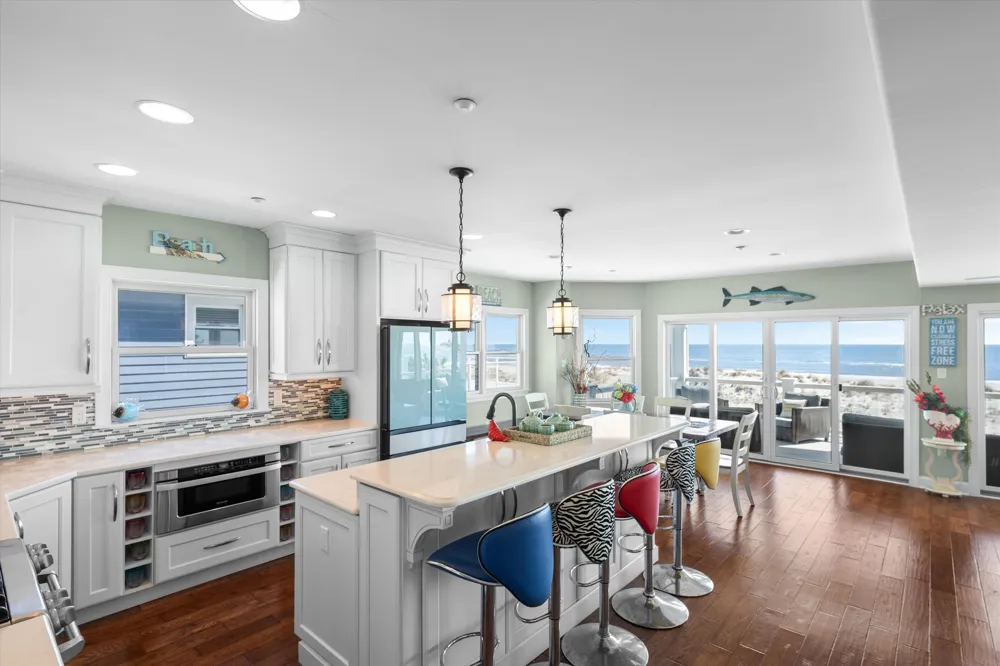 7717 Pleasure Avenue Sea Isle City, NJ 08243