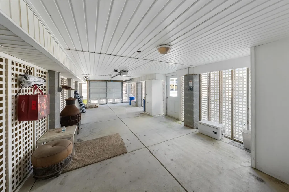7717 Pleasure Avenue Sea Isle City, NJ 08243