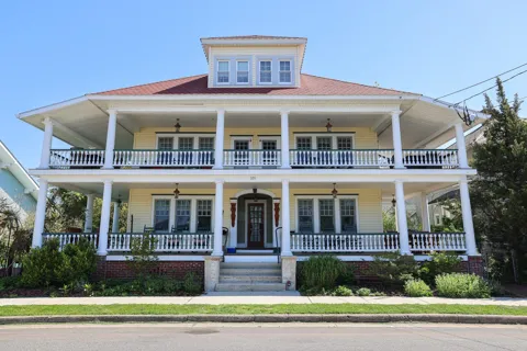 109 E Aster Road
