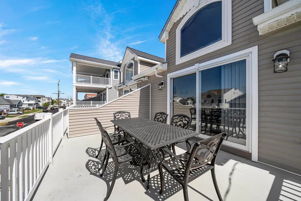 143 46th Street Sea Isle City, NJ 08243