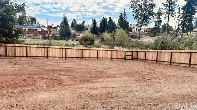 6170 Fern Lane Paradise, CA 95969