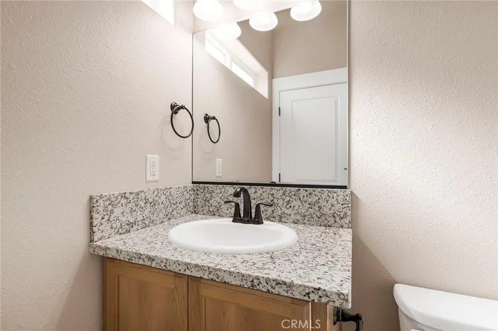 6170 Fern Lane Paradise, CA 95969