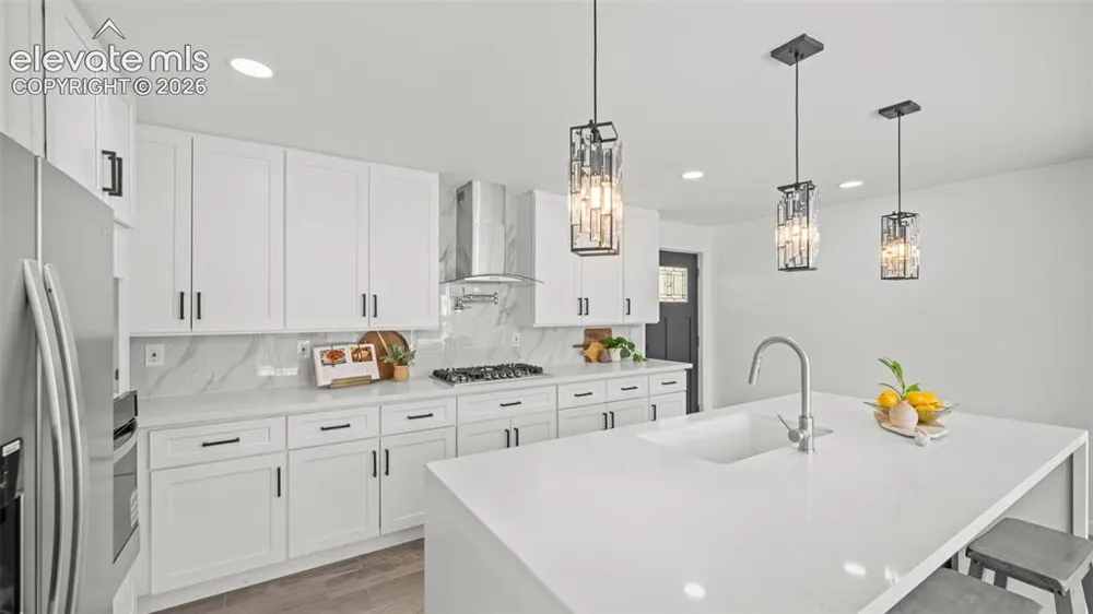 6645 Grant Street Green Mountain Falls, CO 80819