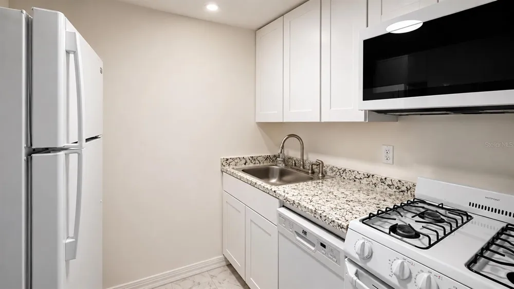 120 BLUE POINT WAY #170 Altamonte Springs, FL 32701