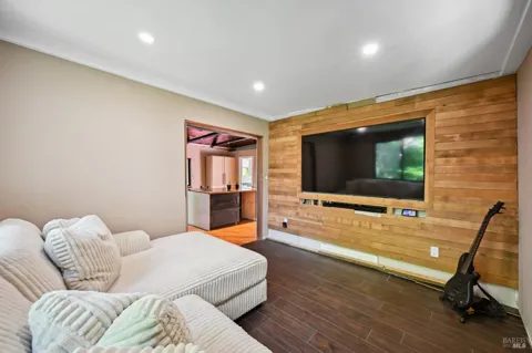 21713 Starrett Hill Drive