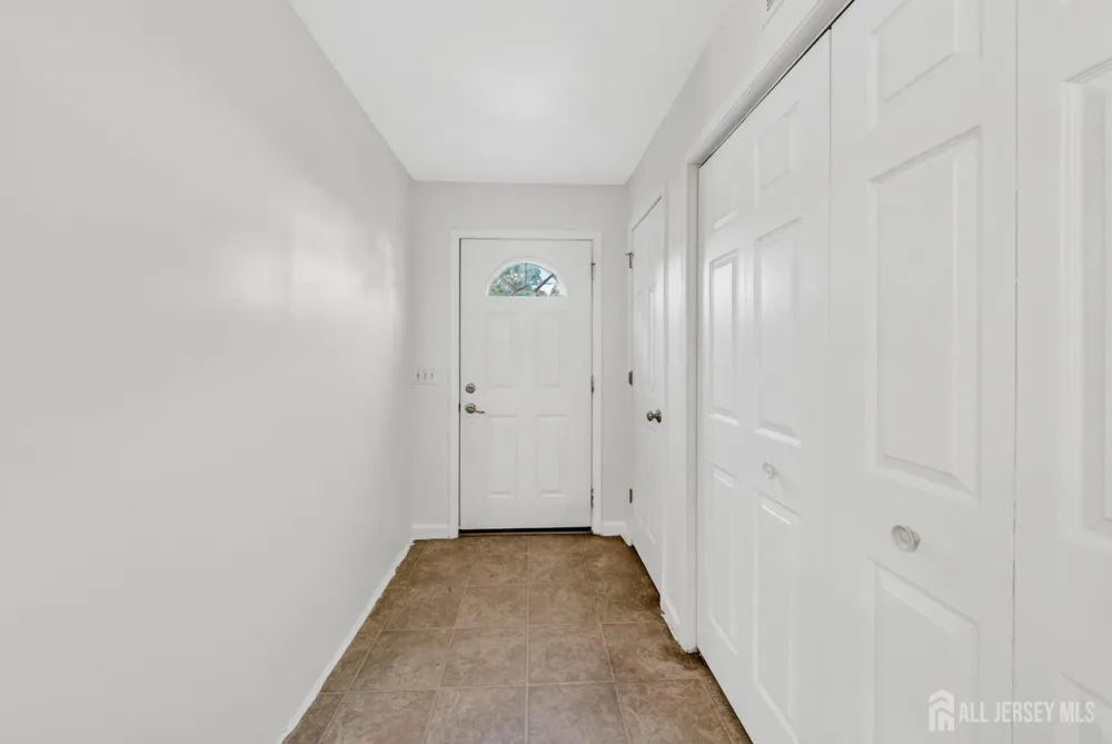 444 Hunt Avenue Trenton, NJ 08610
