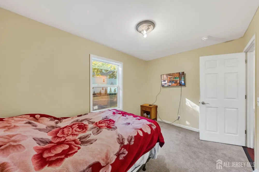 444 Hunt Avenue Trenton, NJ 08610