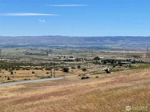 20 XXX Robbins Road