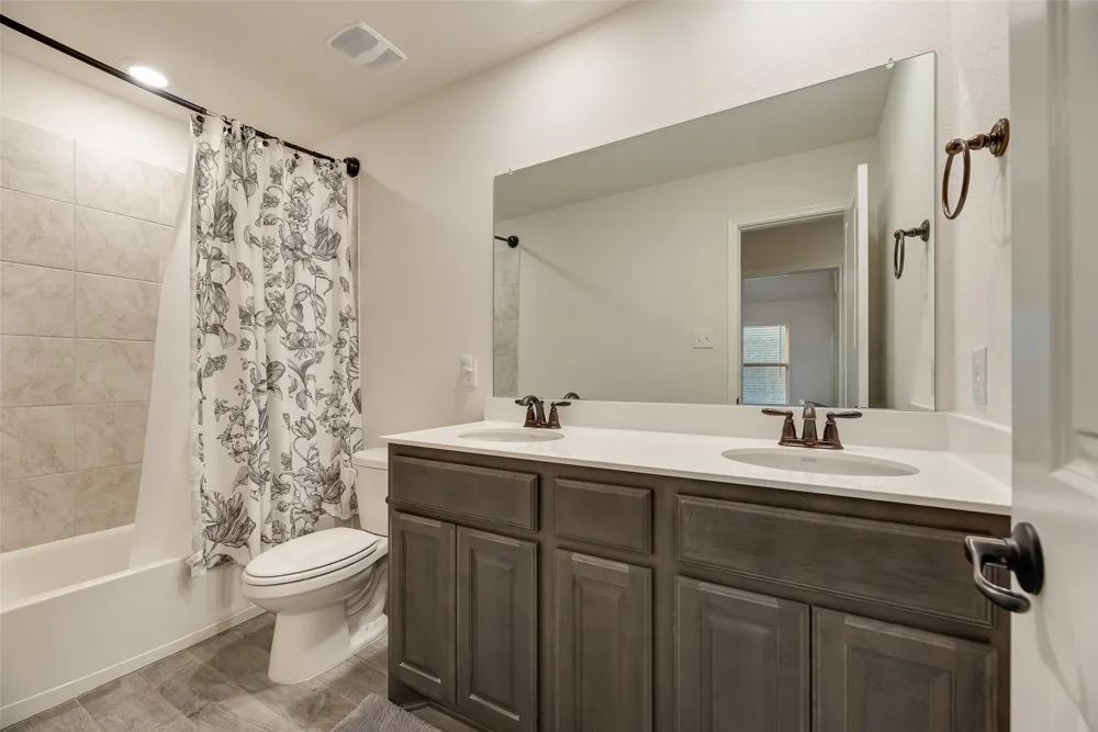 1079 Sublime Drive Heath, TX 75126