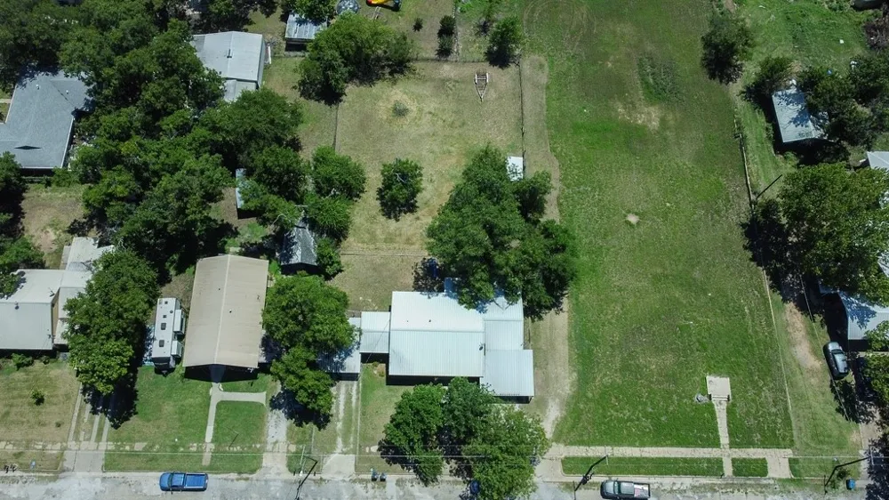 414 W Roberts Street Gorman, TX 76454