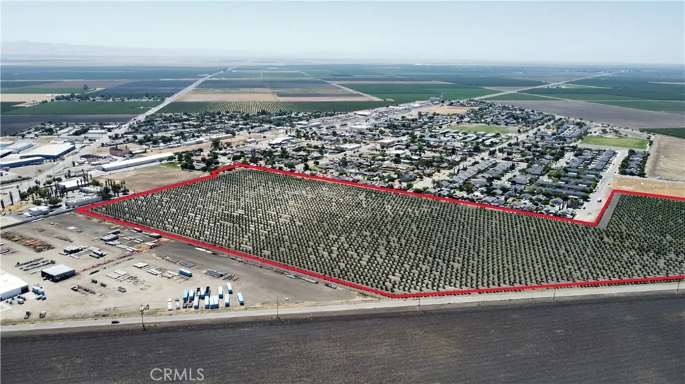 1 S Placer Ave San Joaquin, CA 93660