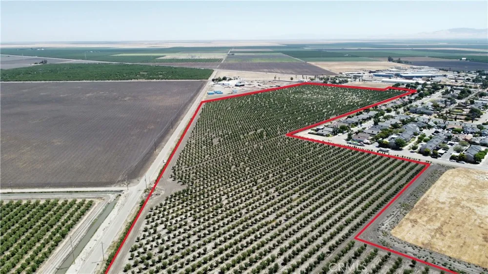 1 S Placer Ave San Joaquin, CA 93660