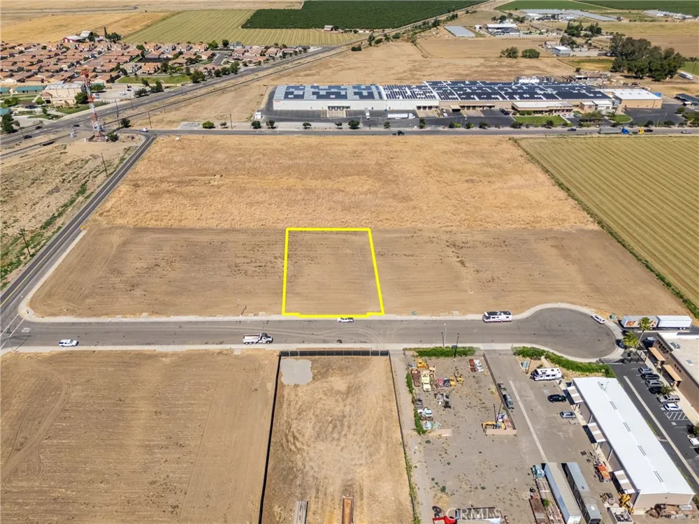 227 Commerce Los Banos, CA 93635