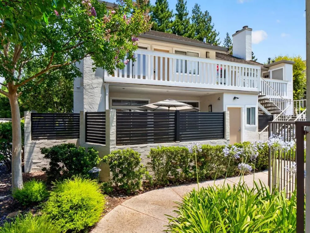 2968 Moorpark Avenue #1 San Jose, CA 95128