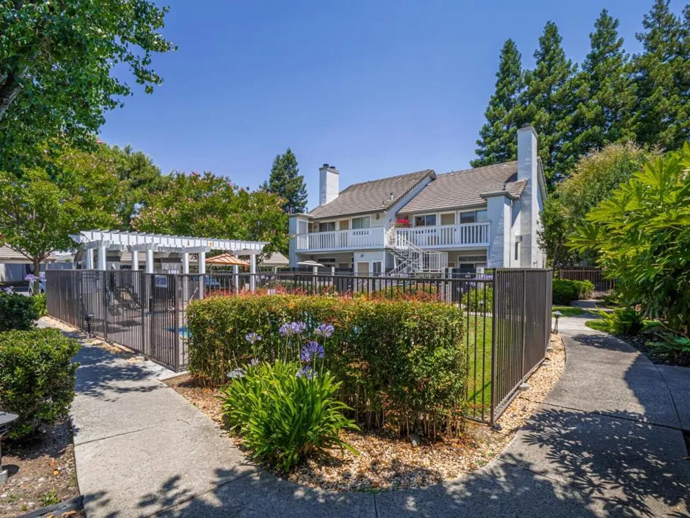 2968 Moorpark Avenue #1 San Jose, CA 95128