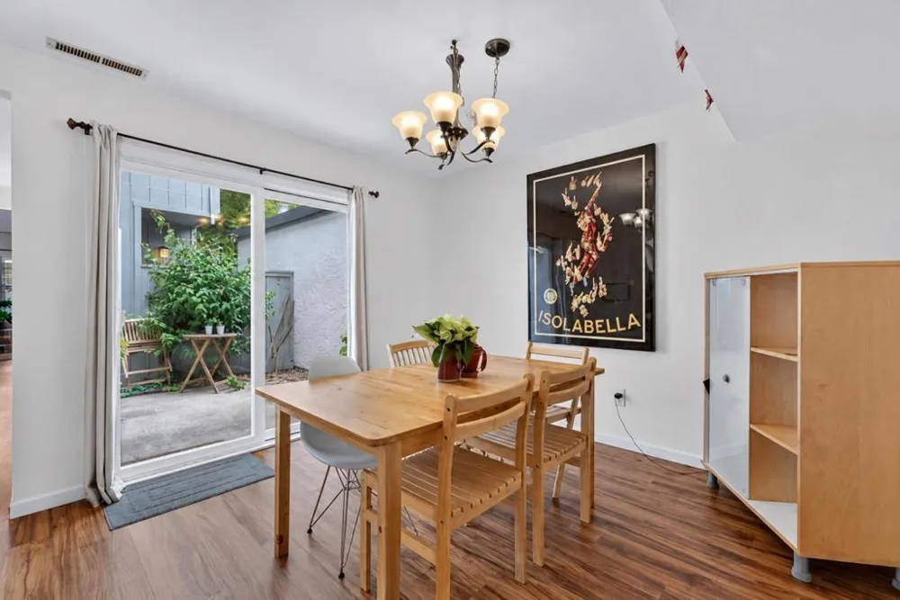 4251 Sea Pines Court Capitola, CA 95010