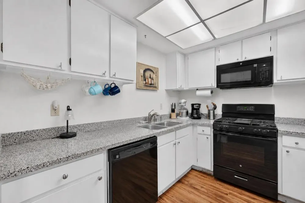 4251 Sea Pines Court Capitola, CA 95010