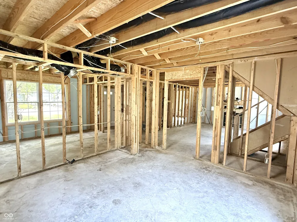 1025 Killian Mooresville, IN 46158