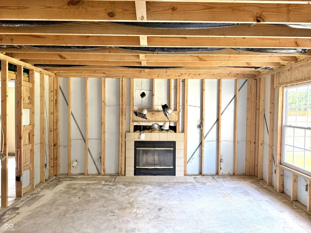 1025 Killian Mooresville, IN 46158