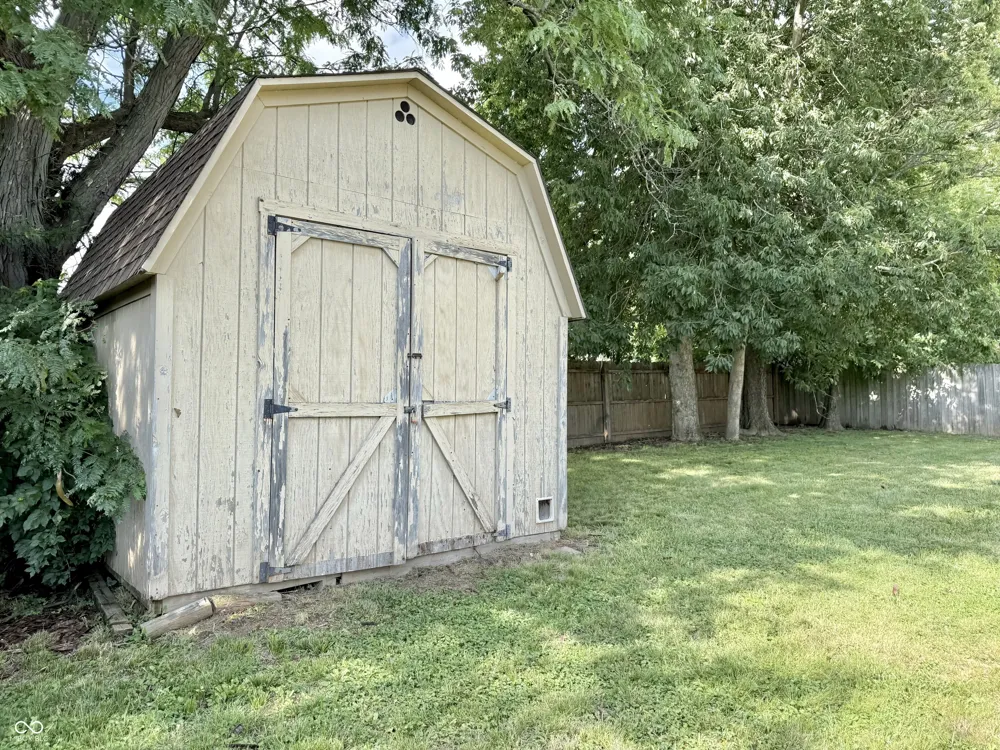 1025 Killian Mooresville, IN 46158