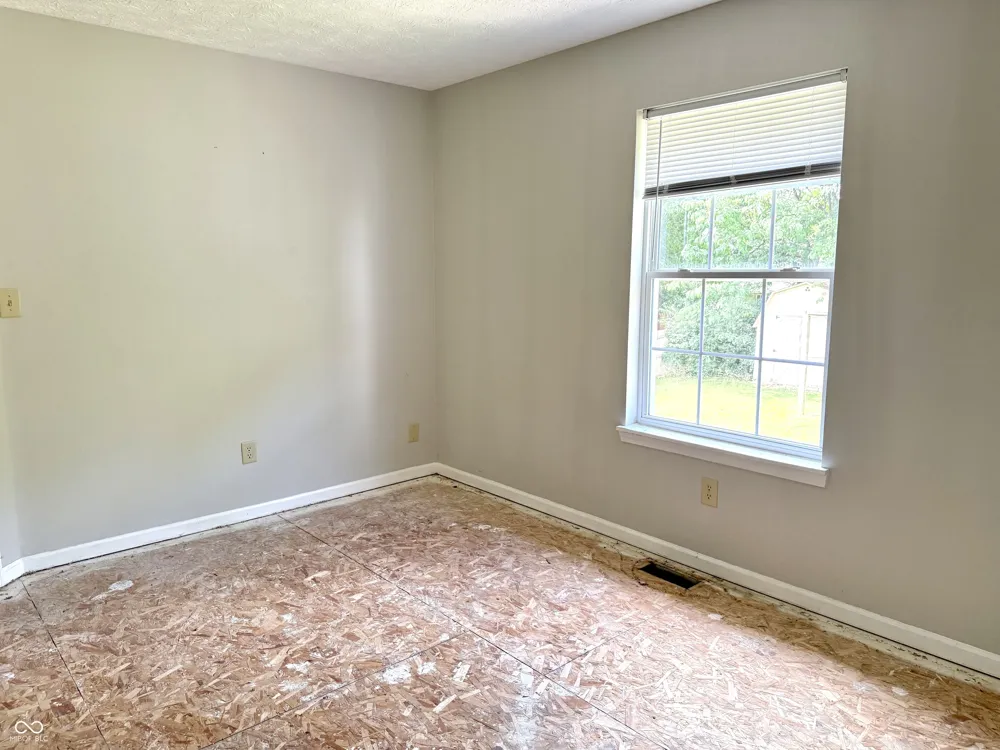 1025 Killian Mooresville, IN 46158
