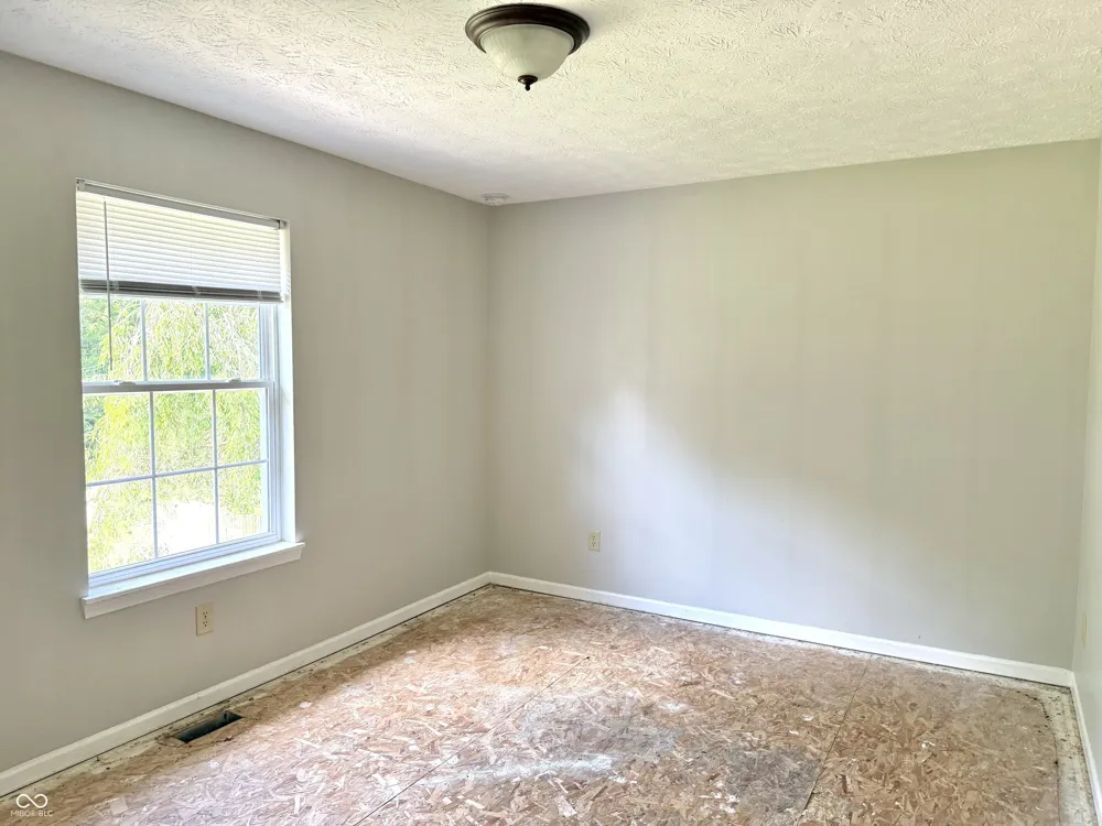 1025 Killian Mooresville, IN 46158