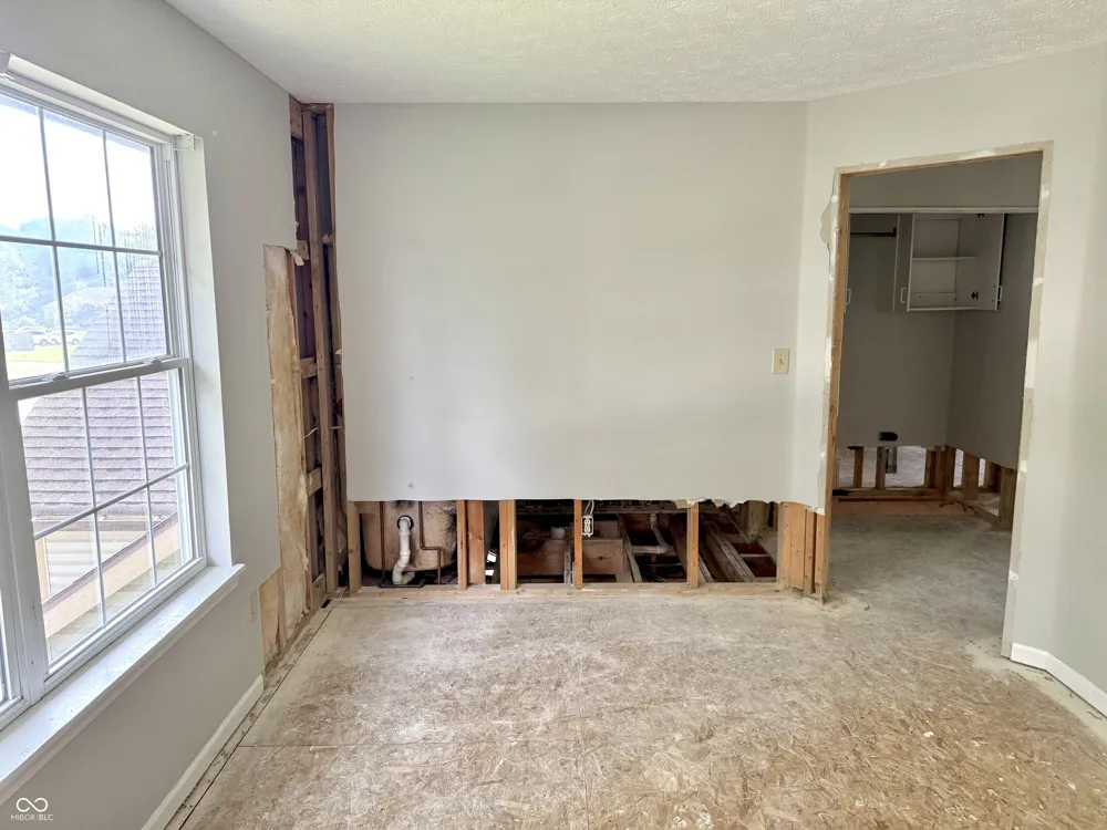 1025 Killian Mooresville, IN 46158