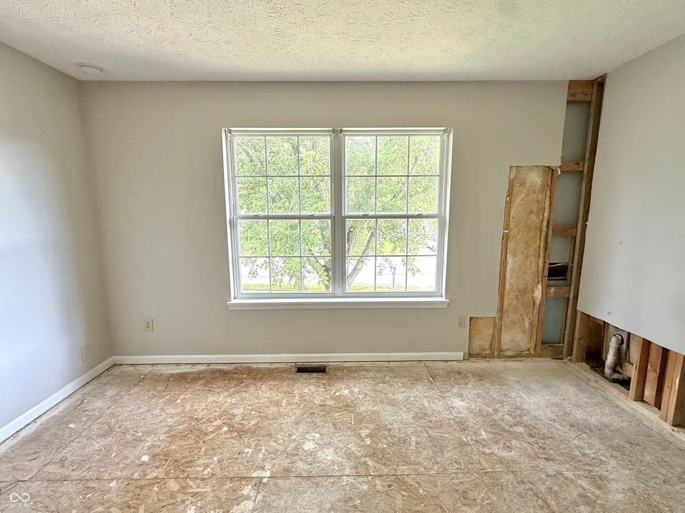1025 Killian Mooresville, IN 46158