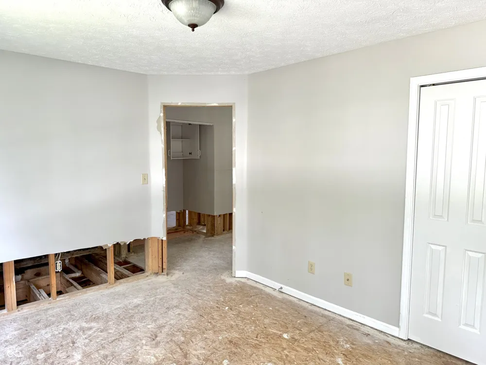 1025 Killian Mooresville, IN 46158