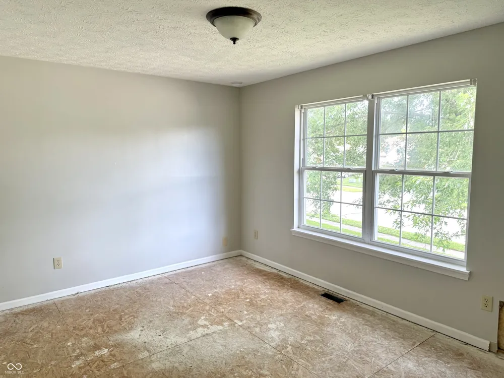 1025 Killian Mooresville, IN 46158