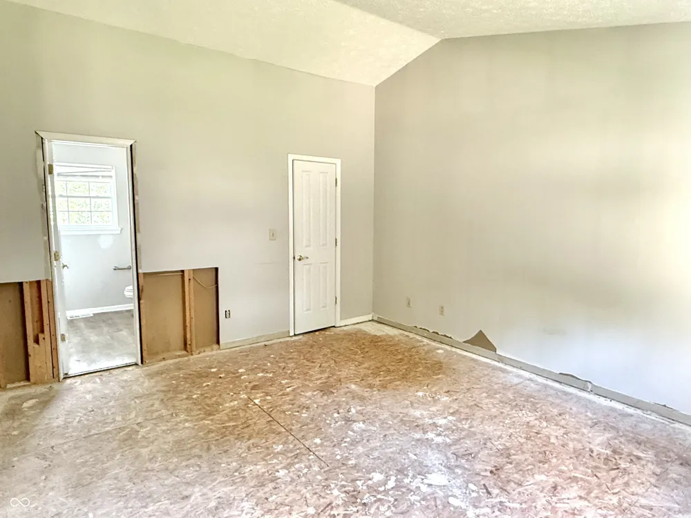 1025 Killian Mooresville, IN 46158