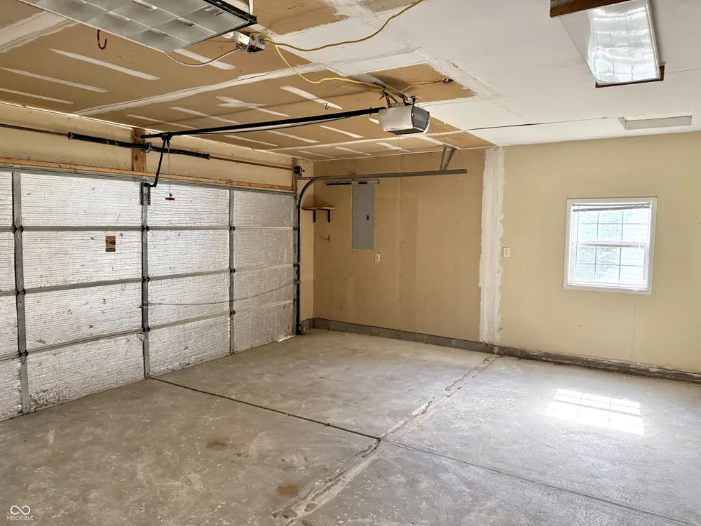 1025 Killian Mooresville, IN 46158