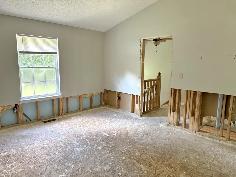 1025 Killian Mooresville, IN 46158