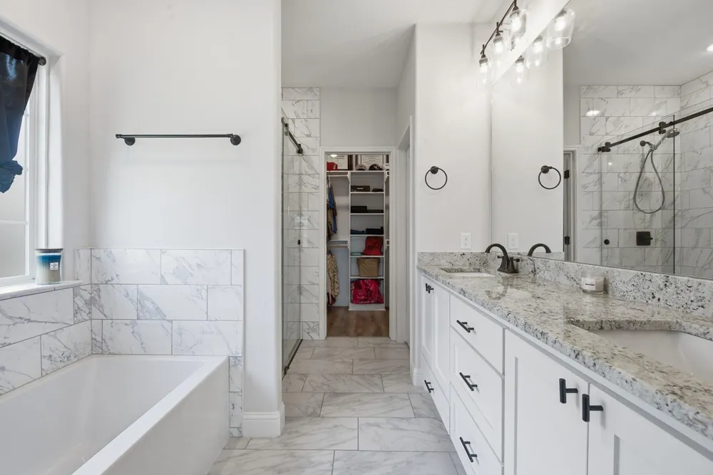 401 Brazos Bend Snook, TX 77879