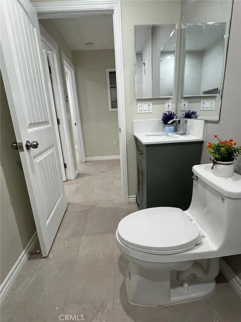 22864 Temet Wildomar, CA 92595