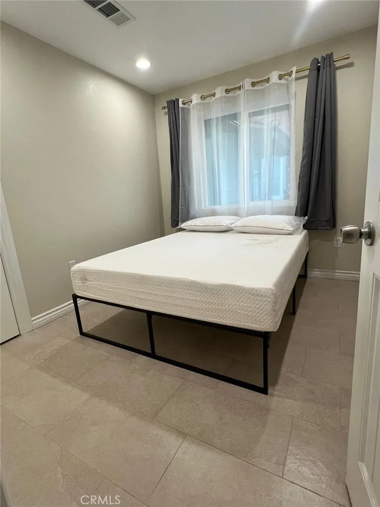 22864 Temet Wildomar, CA 92595