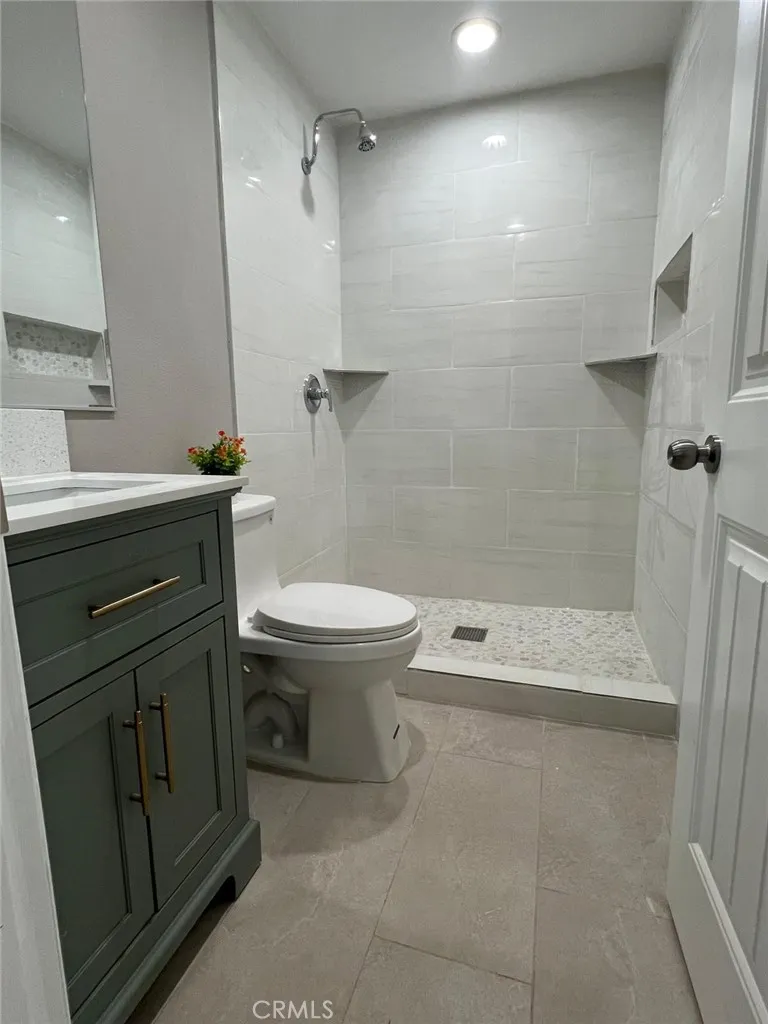 22864 Temet Wildomar, CA 92595