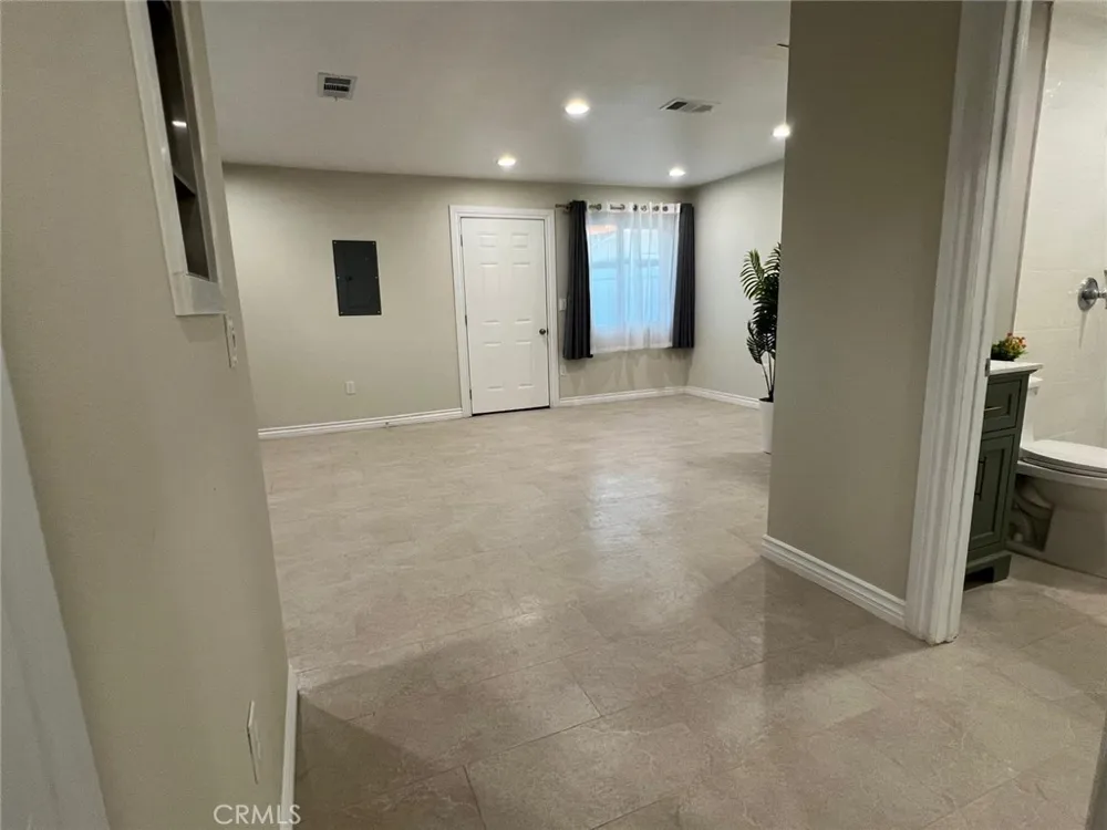 22864 Temet Wildomar, CA 92595