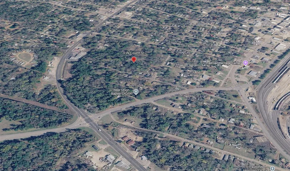 W Covert Street Palestine, TX 75801