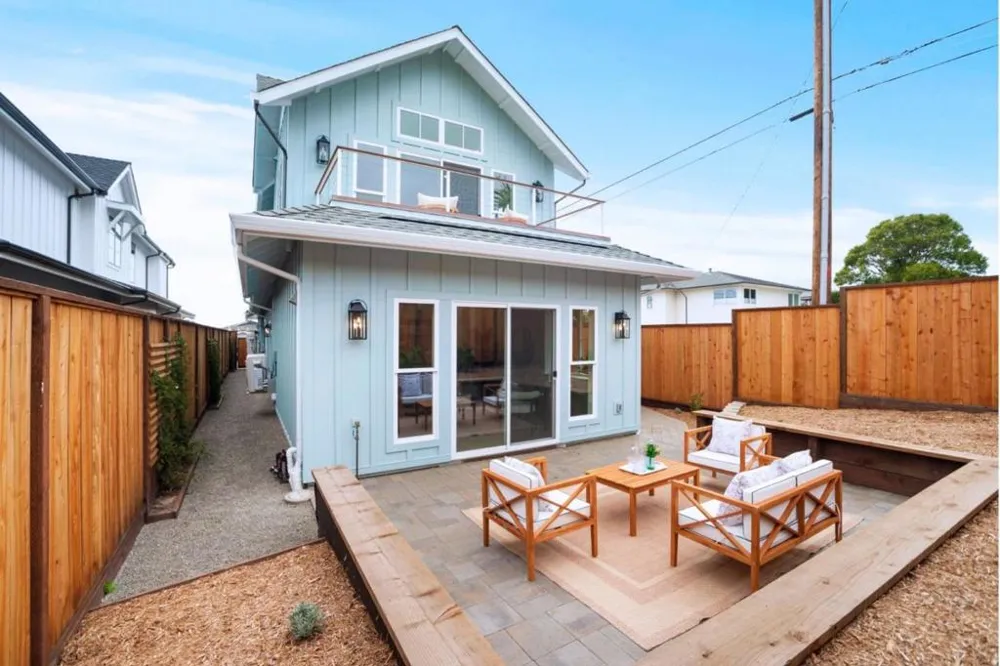 200 Columbus Street El Granada, CA 94018