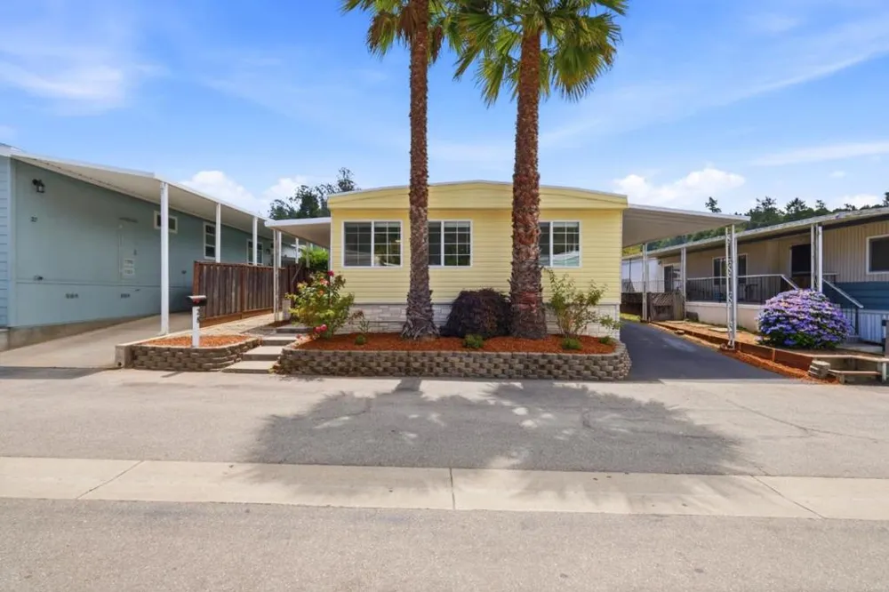 28 Eugenia Avenue #28 Aptos, CA 95003