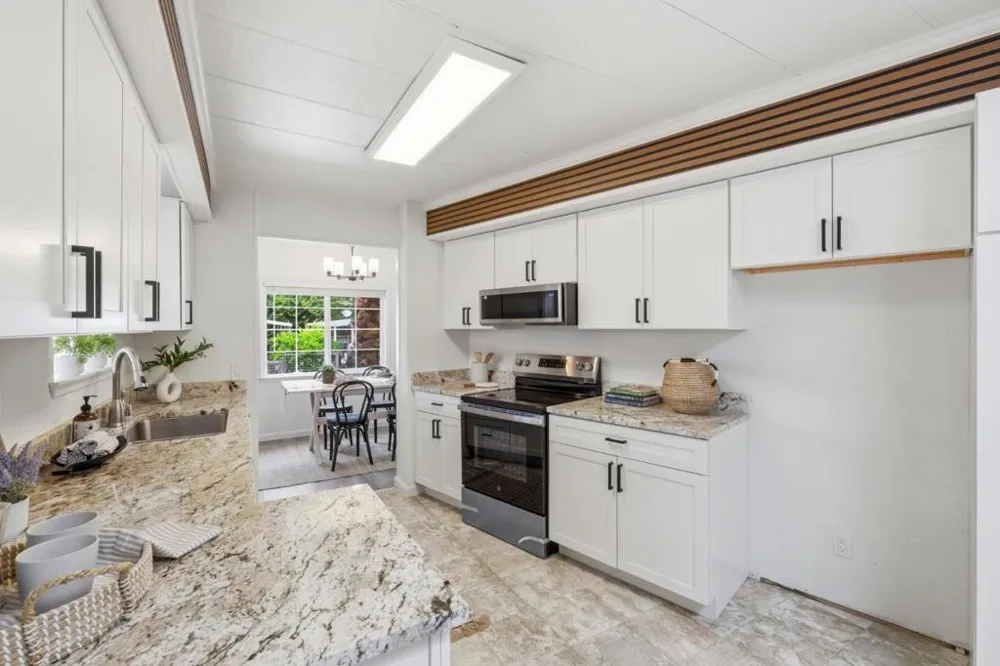 28 Eugenia Avenue #28 Aptos, CA 95003