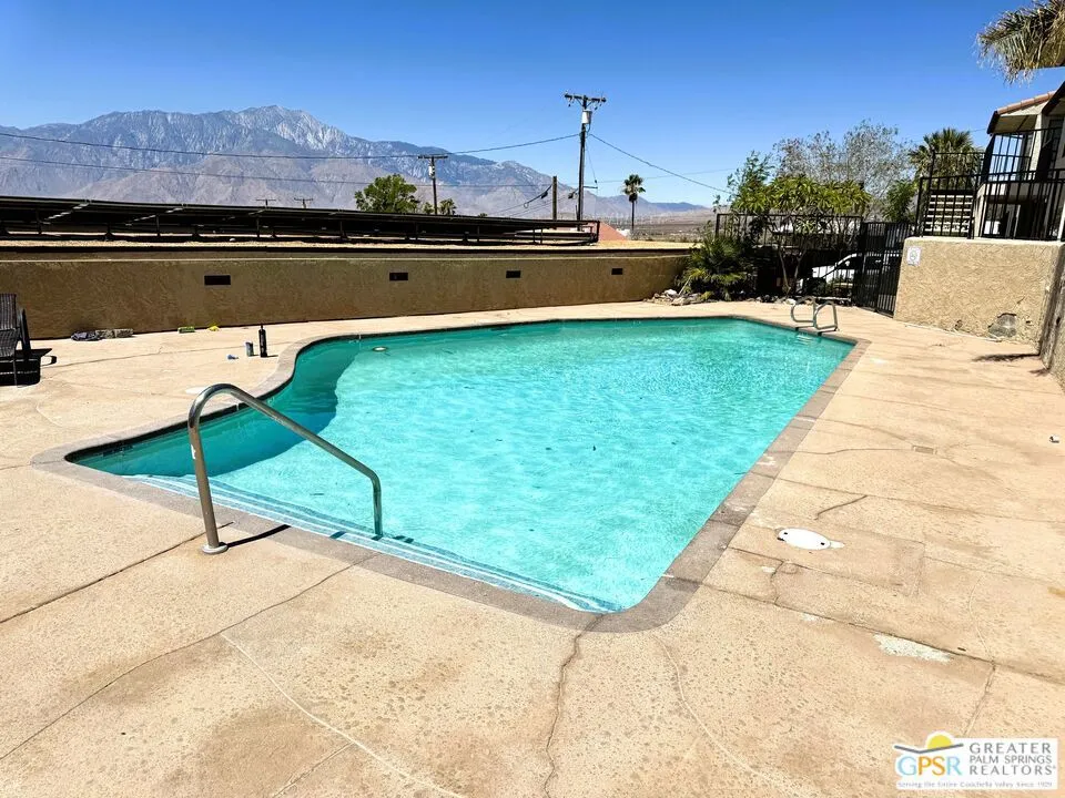 66735 12th Street #A2 Desert Hot Springs, CA 92240
